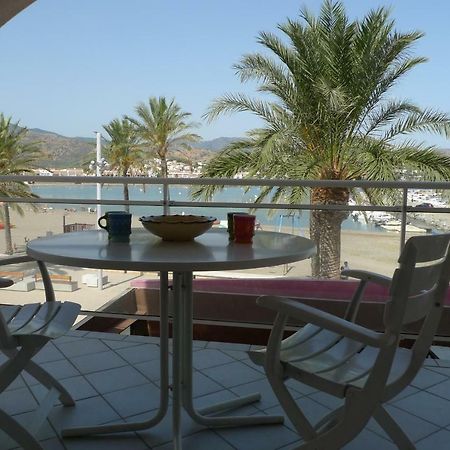 Platja Del Port Apartment Llança Екстериор снимка