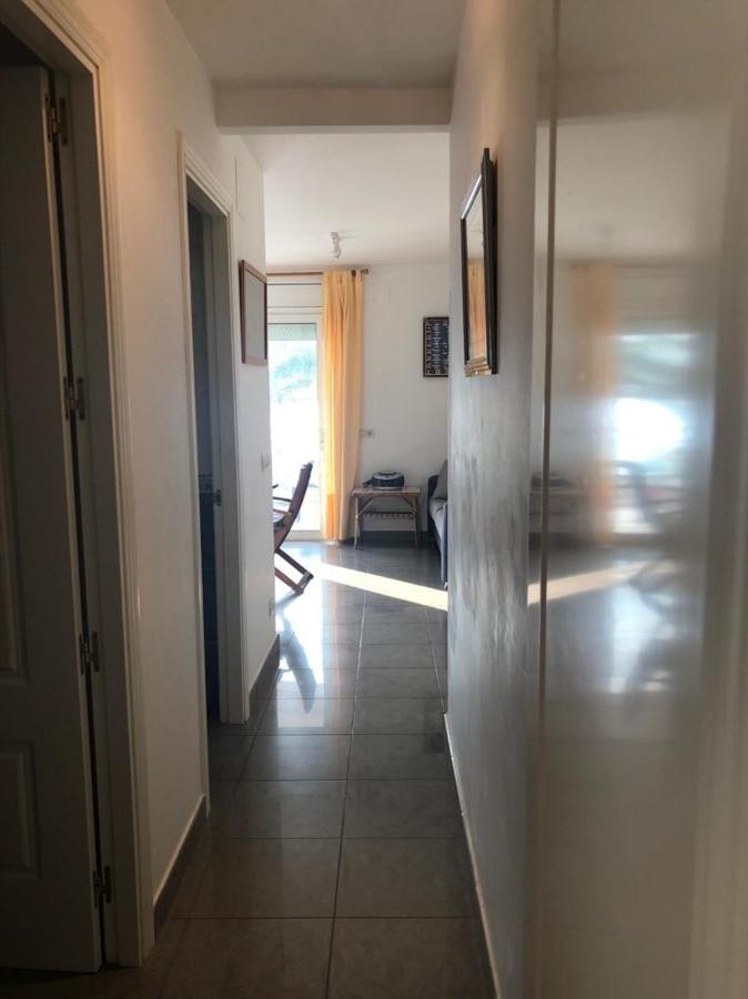 Platja Del Port Apartment Llança Екстериор снимка