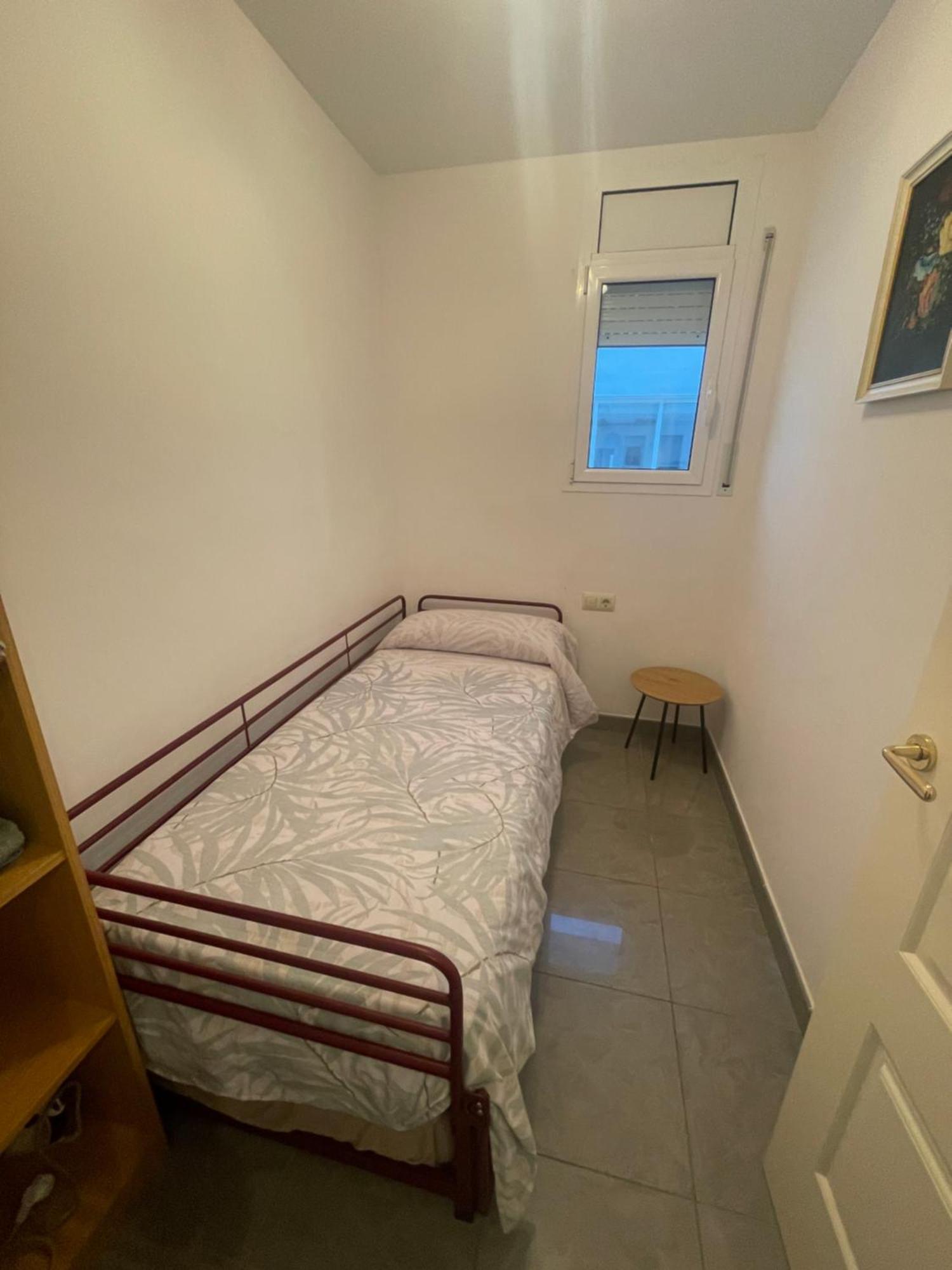 Platja Del Port Apartment Llança Екстериор снимка