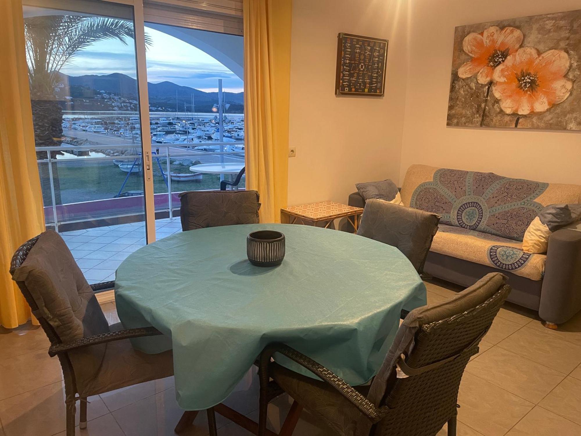 Platja Del Port Apartment Llança Екстериор снимка