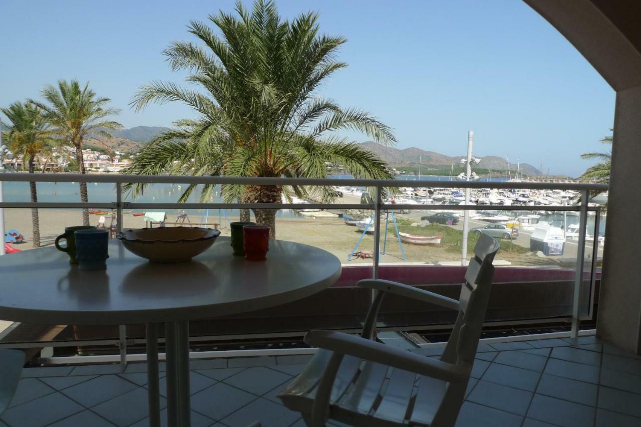 Platja Del Port Apartment Llança Екстериор снимка