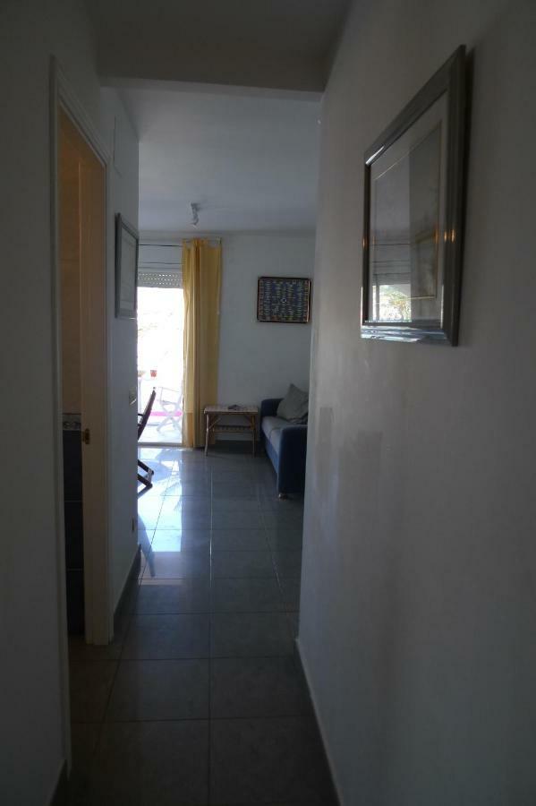 Platja Del Port Apartment Llança Екстериор снимка